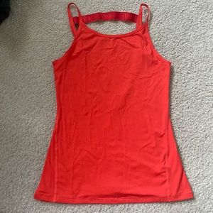 XS Nike top. Almost too cute for a workout 😘